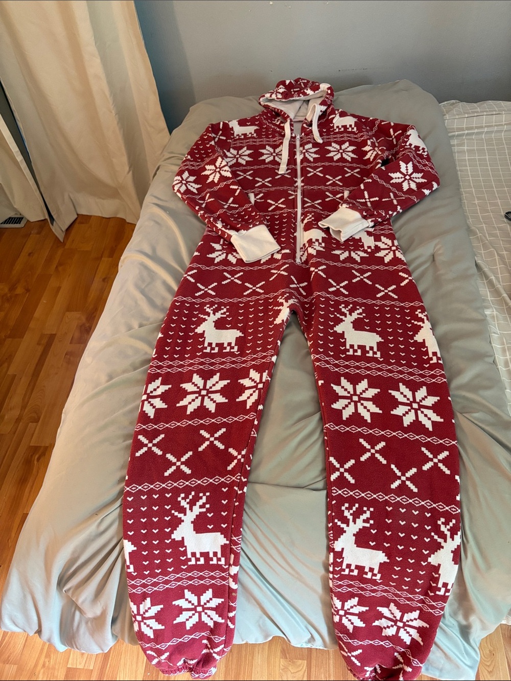 Red Reindeer Print Hooded Pajamas - Cozy Holiday Onesie